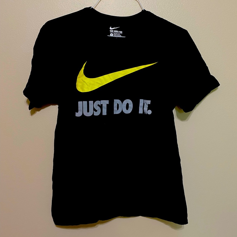Black Nike T-Shirt - Just Do It